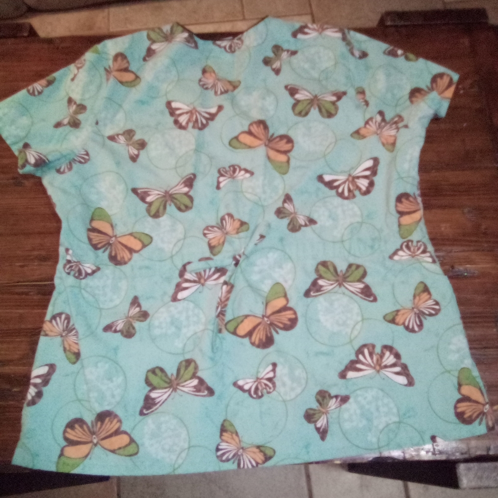 Scrub top - Picture 2 of 2